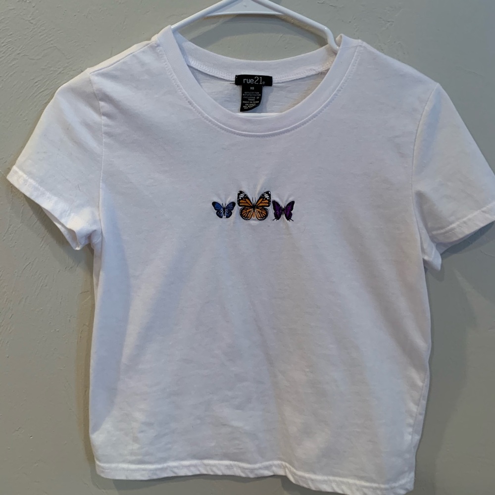 Rue 21 butterfly top